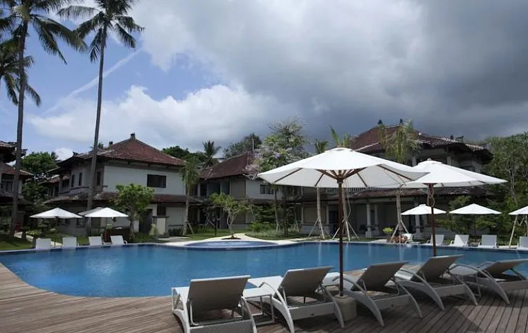 Grand Whiz Hotel Nusa Dua 3*