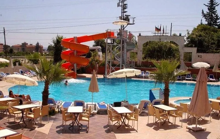 Millennium Palace Hotel 4*