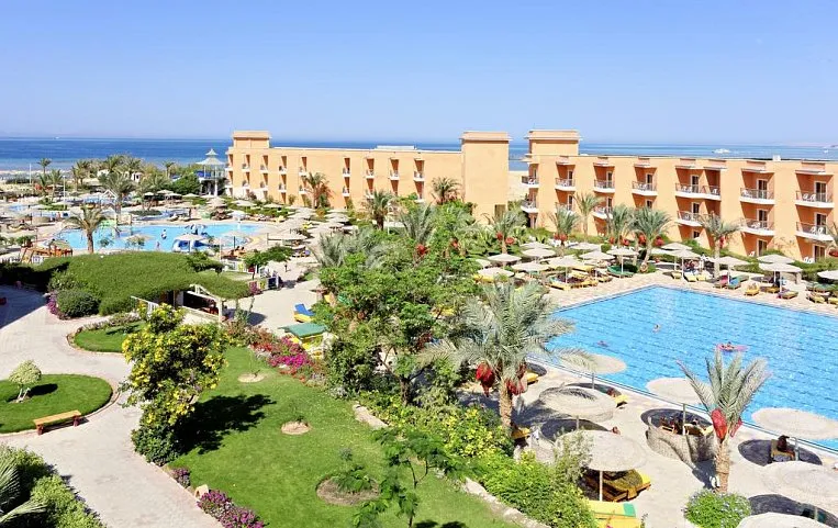 Three Corners Sunny Beach Resort 4*