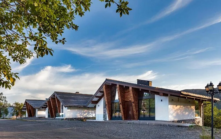 Marco Polo Sno Villas 
