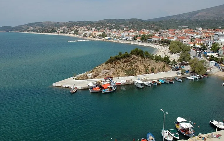 Molos Apartments 2*