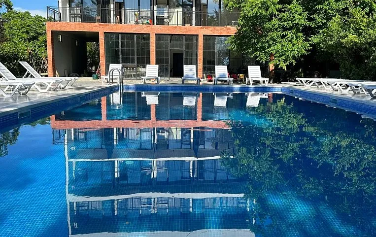 Paradiso Hotel
