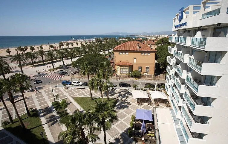 Blaumar Hotel Salou 4*