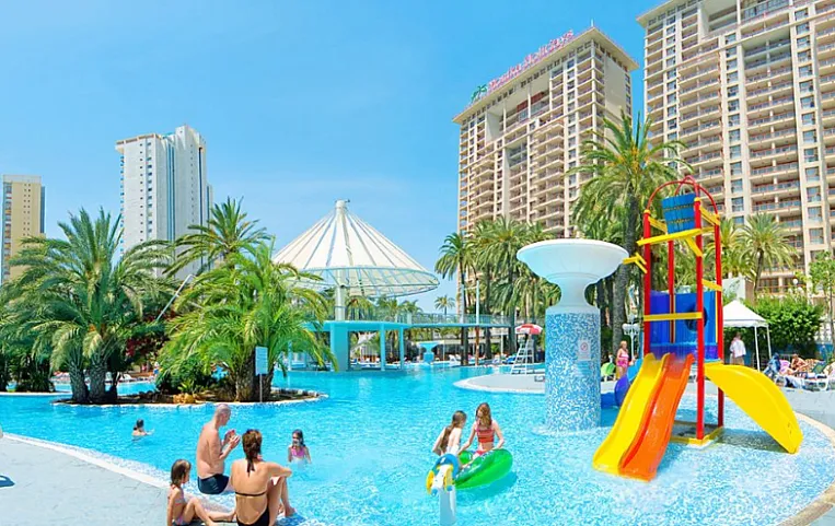 Magic Aqua Monika Holidays Apartments