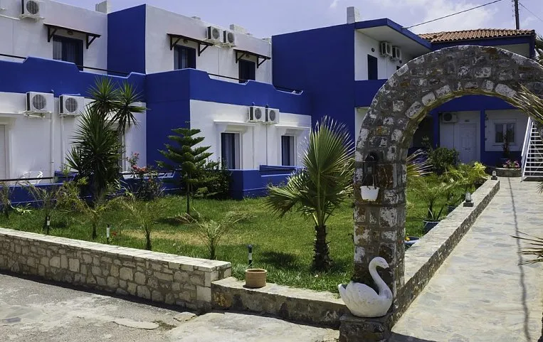 Mari Beach Hotel 3*