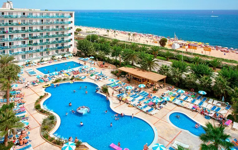 Golden Taurus Aquapark Resort 4*