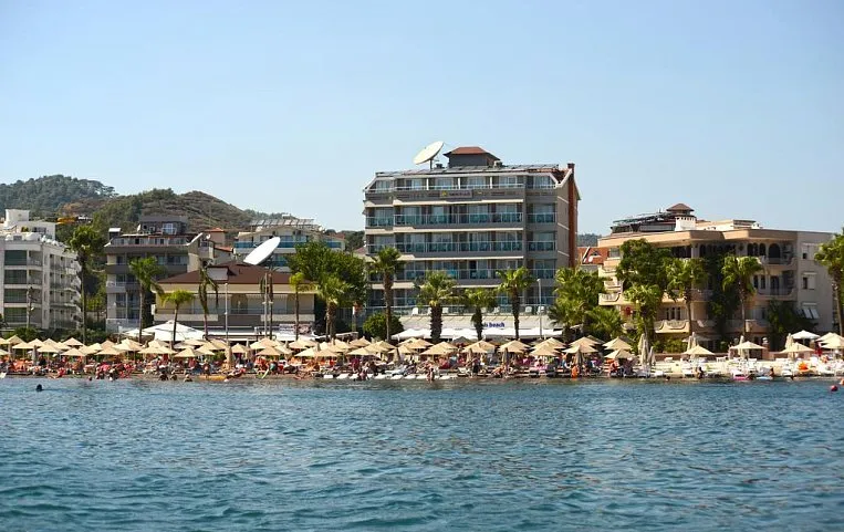 Maris Beach 3*