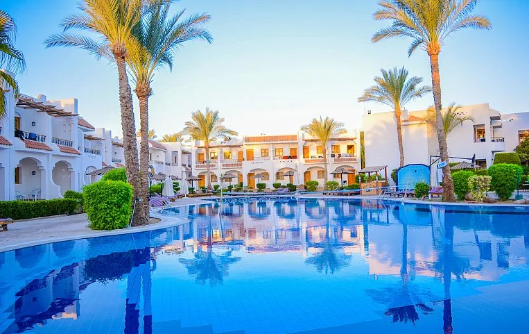 Dive Inn Resort 3*