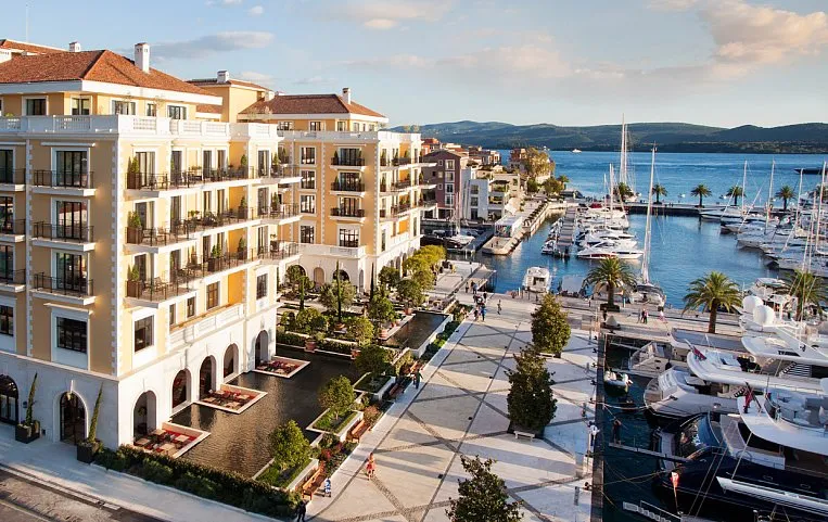 Regent Porto Montenegro 5*