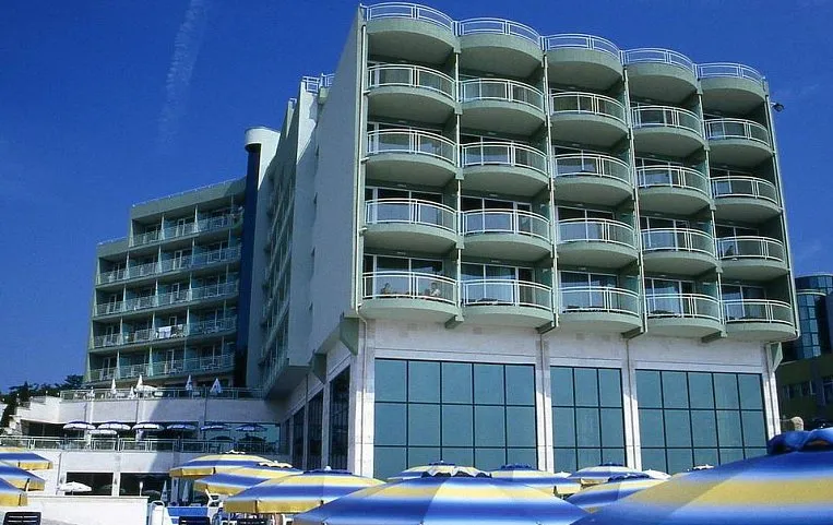 Bilyana Beach 4*