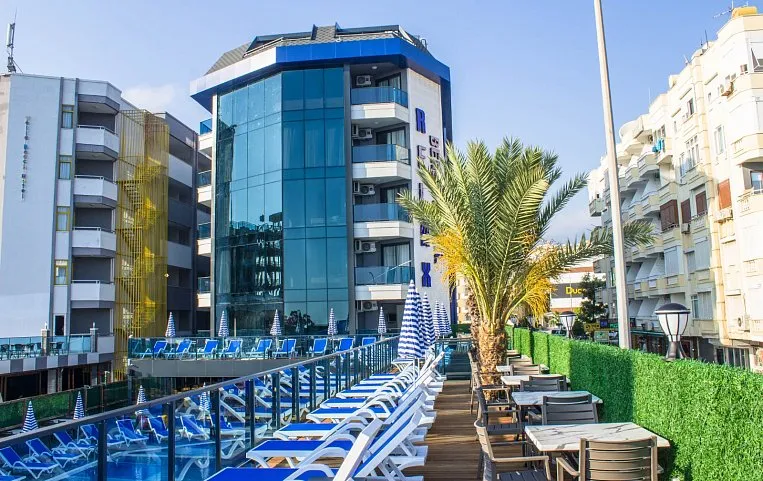 Relax Beach Hotel 4*