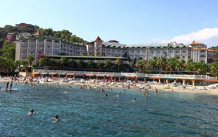 Galeana Beach Hotel Apartments 2*+