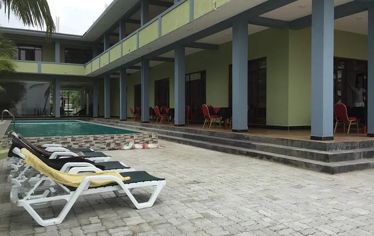 Serenade Beach Hotel 3*
