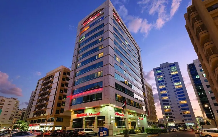 Ramada Downtown Abu Dhabi 4*