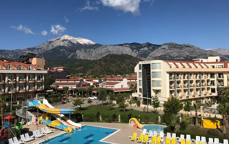 White Lilyum Hotel (ex. MG White Lilyum Hotel) 4*