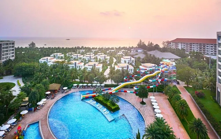 Wyndham Grand Phu Quoc 5*