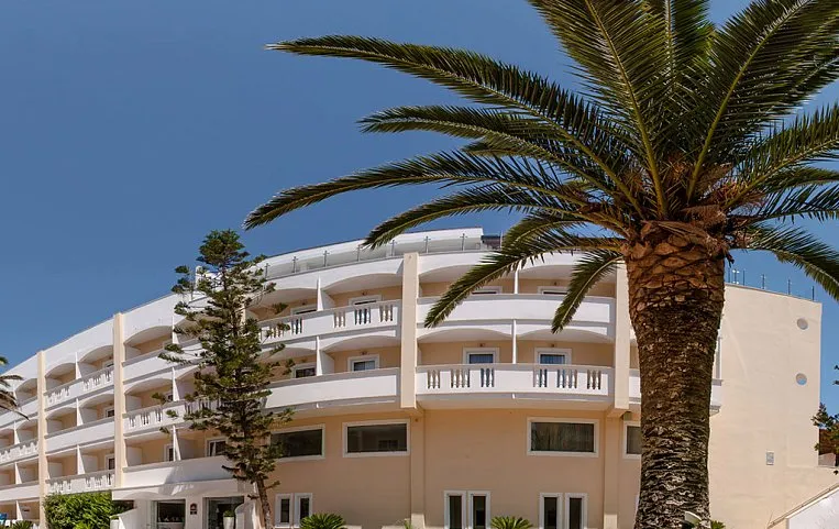 Galaxy Beach Resort 5*