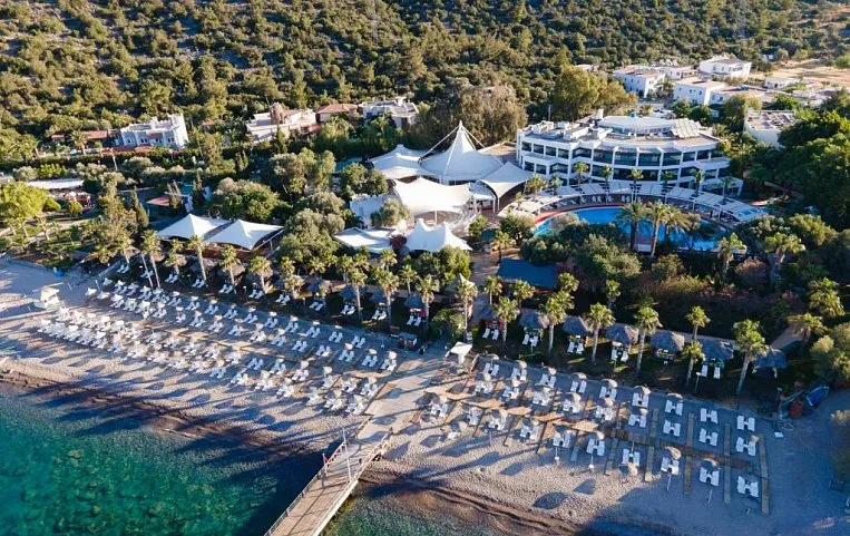 Latanya Park Resort 4*