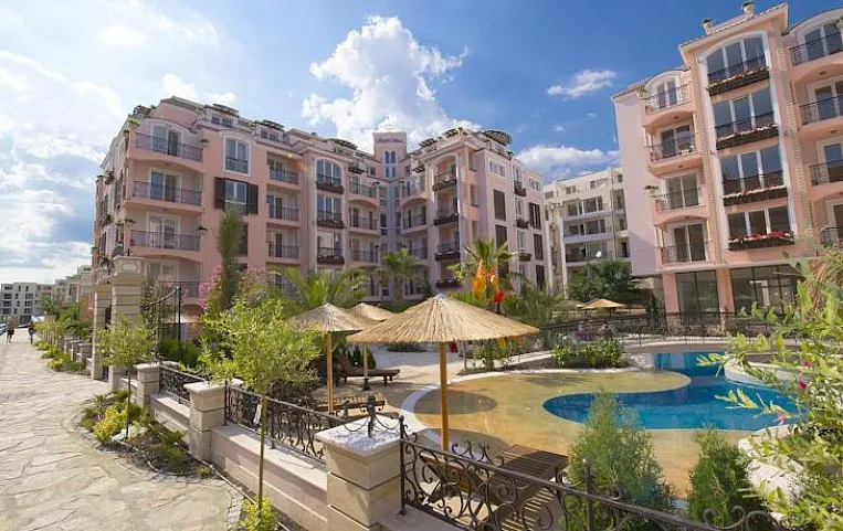 Romance Marine Aparthotel 4*