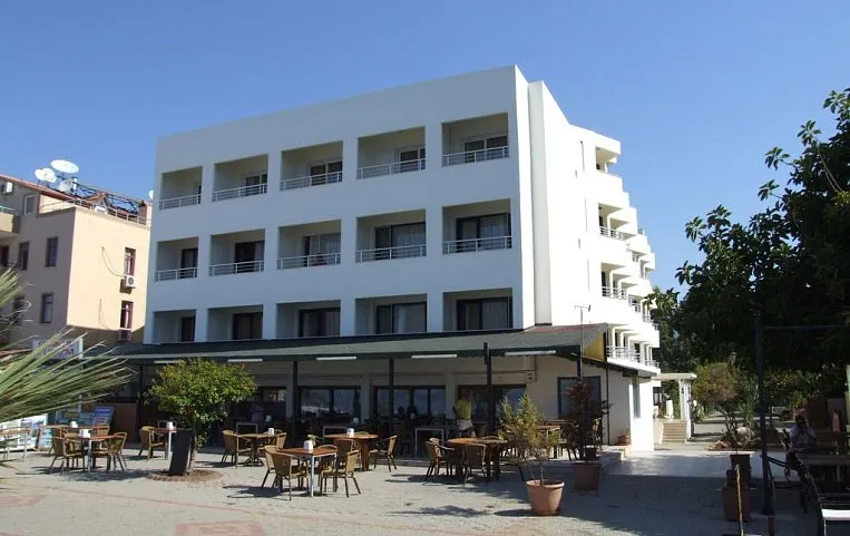 Rosary Beach 3*