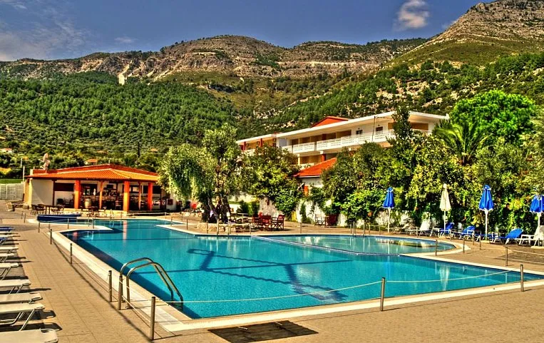 Maranton Beach Hotel 4*