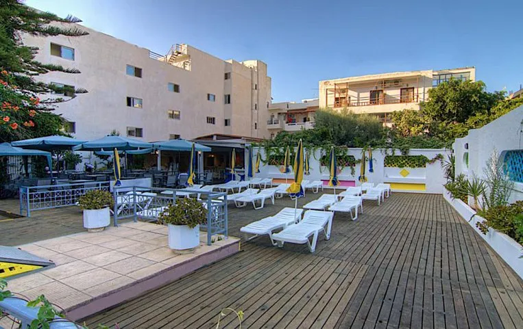 Sergios Hotel 3*