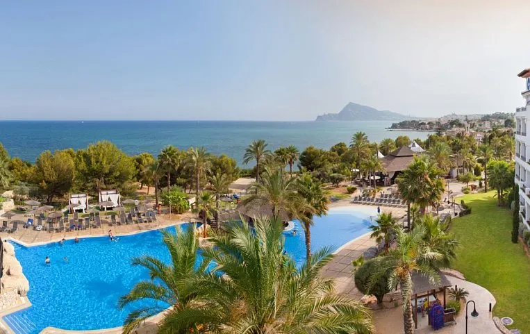 SH Villa Gadea Hotel 5*