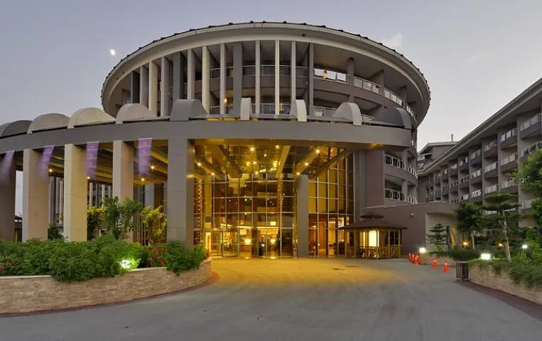 Sunmelia Beach Resort 5*