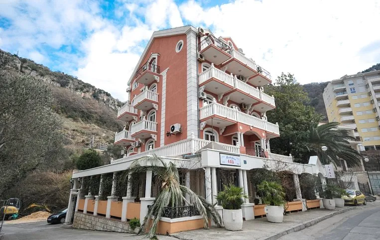 Garni Hotel ACD 3*