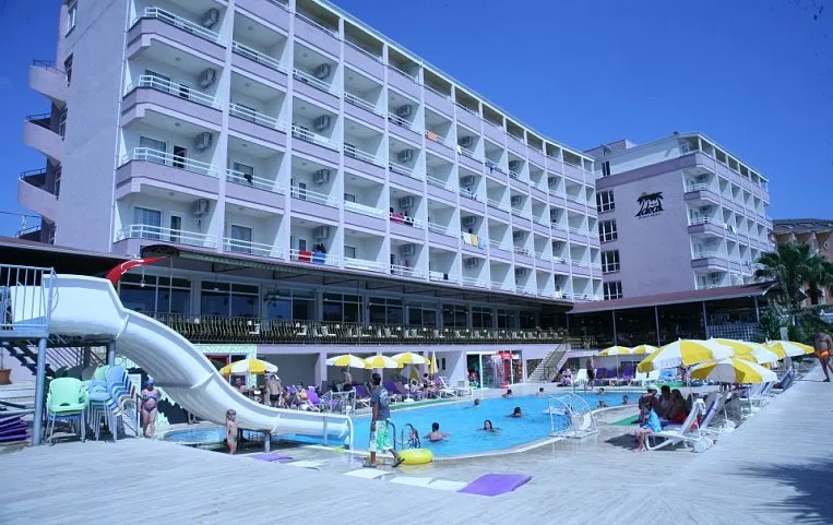 Ideal Beach 4*