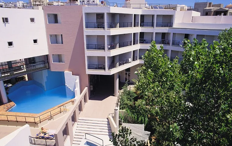 Bomo Santa Marina Hotel 4*