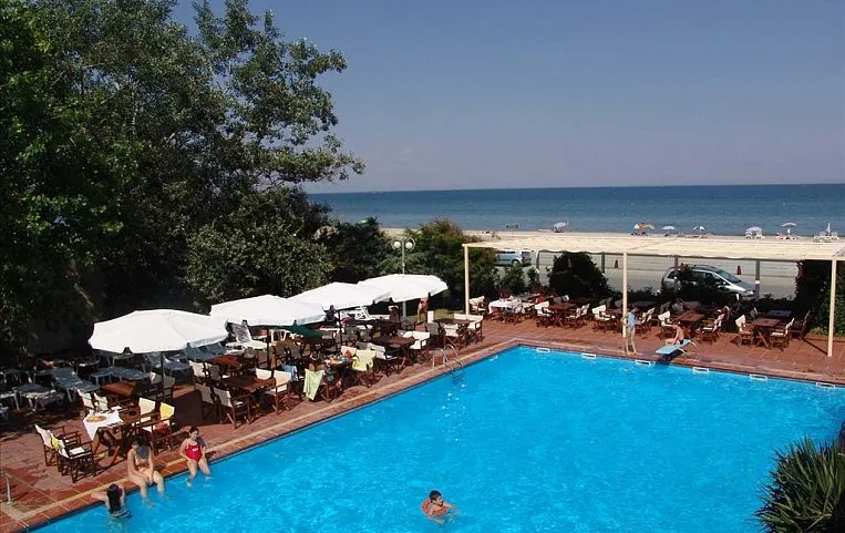 Edem Holiday Club 2*