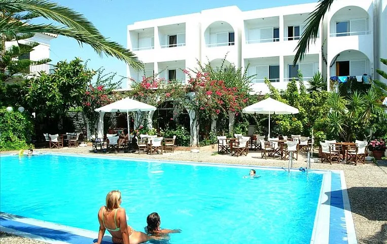 Kyparissia Beach Hotel 3*