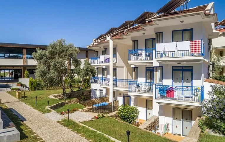 Belcekum Beach Hotel 4*