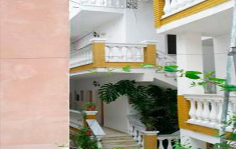 Alexandros Studios & Apartments APP