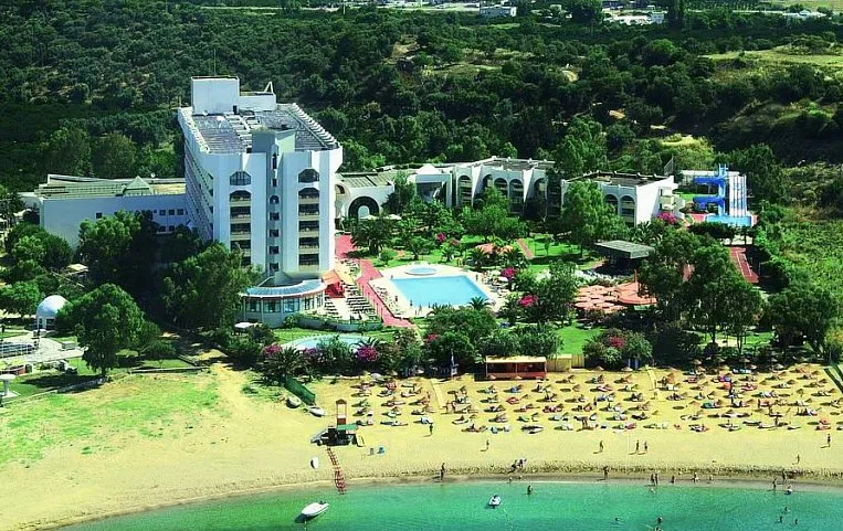 Club Maxima Bay 4*