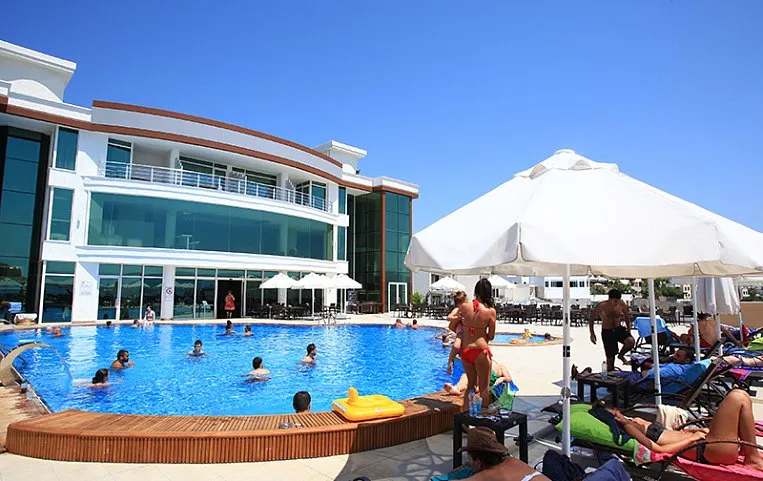 Royal Arena Resort & Spa 5*