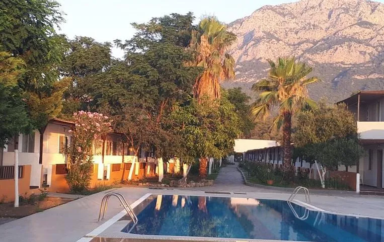 Ugur Hotel Beach