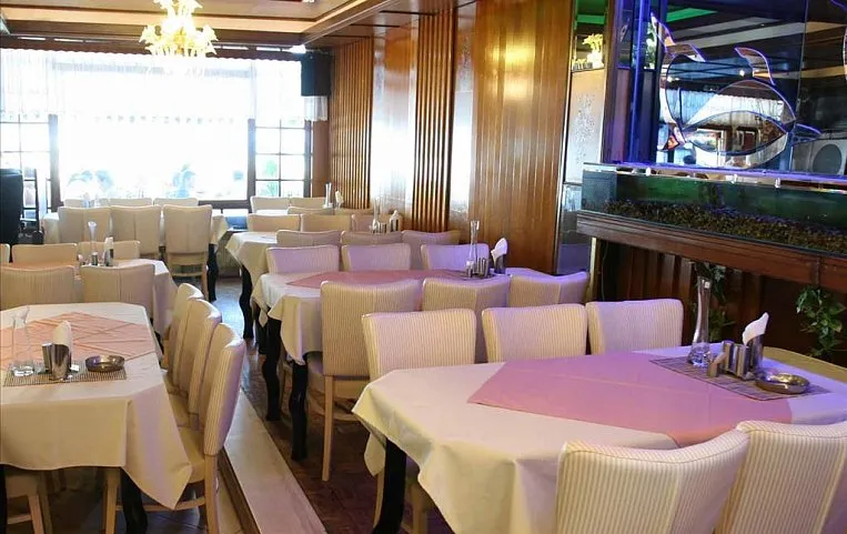 Zografos Hotel 2*