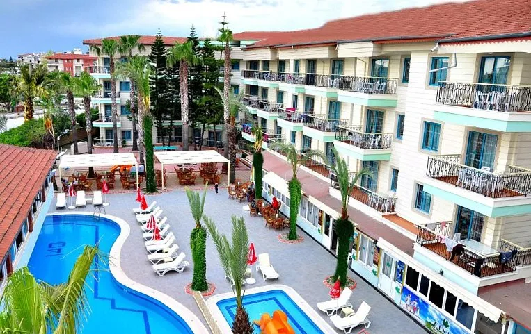 Cinar Family Suite Hotel 3*