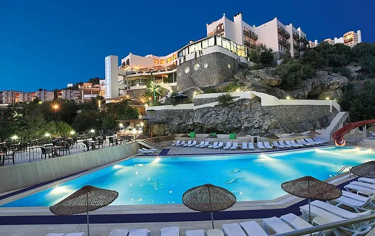 Crystal Golden Age Hotel Gumusluk 4*