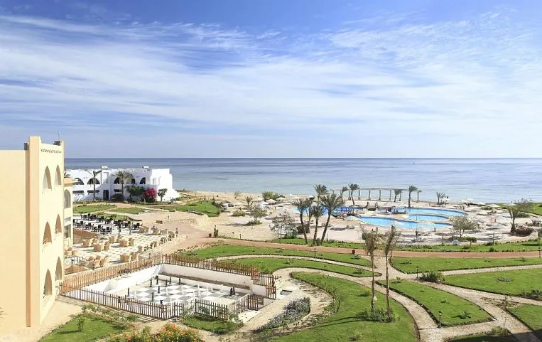 The Three Corners Equinox Beach Resort 4*