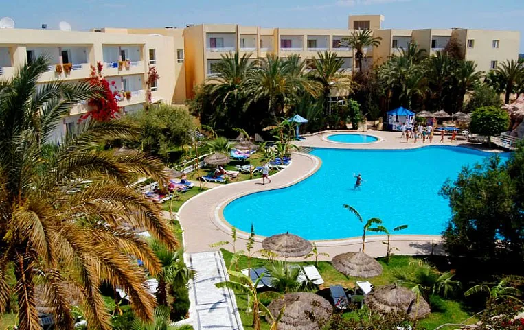 Azur Plaza 4*