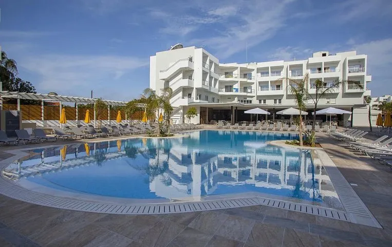 Smartline Mayfair 4*
