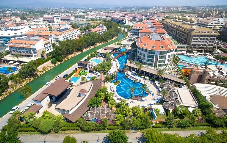 Sunis Evren Beach Resort Hotel & Spa 5*