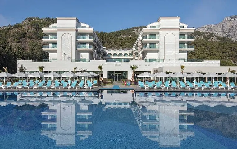 Dosinia Luxury Resort Hotel 5*