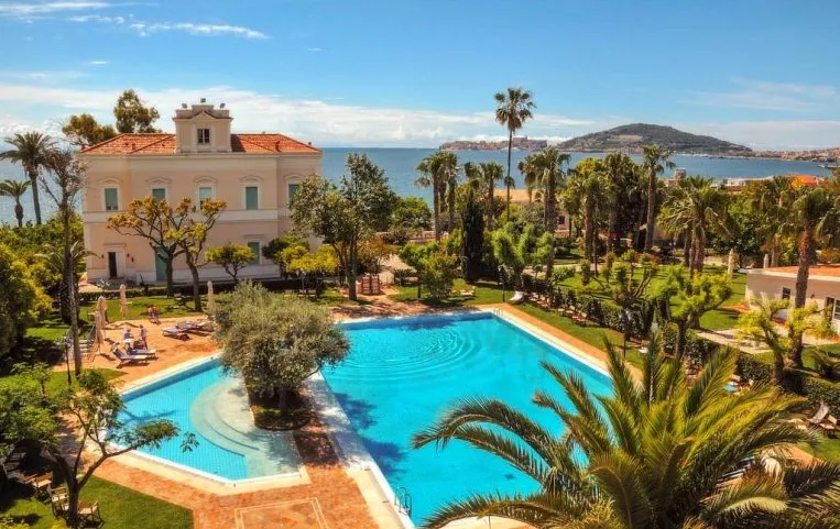 Villa Irlanda 4*