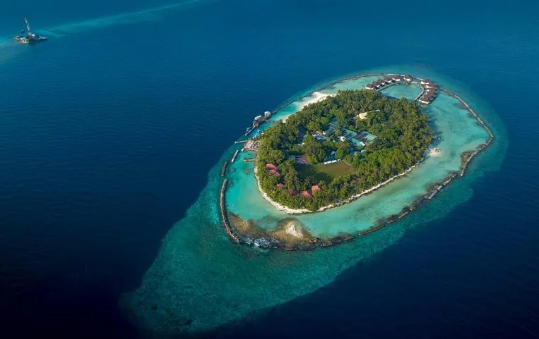 Ellaidhoo Maldives by Cinnamon 4*