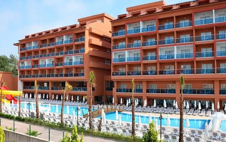 Club Side Coast Hotel 5*