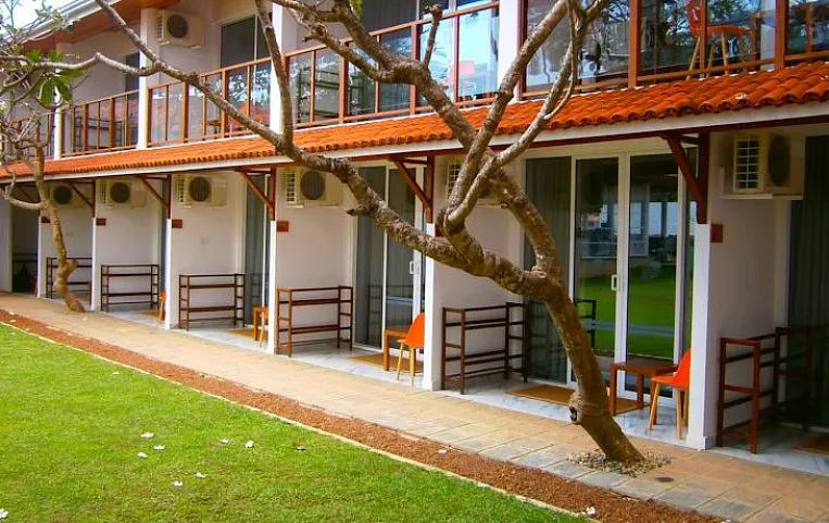 Calamander Unawatuna Beach 4*
